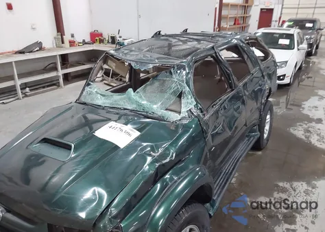 2001 Toyota 4Runner Sr5 V6 z USA, uszkodzony, nr VIN JT3GN86R310186689